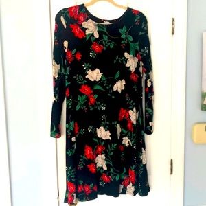 Old Navy Floral jersey long sleeve dress.